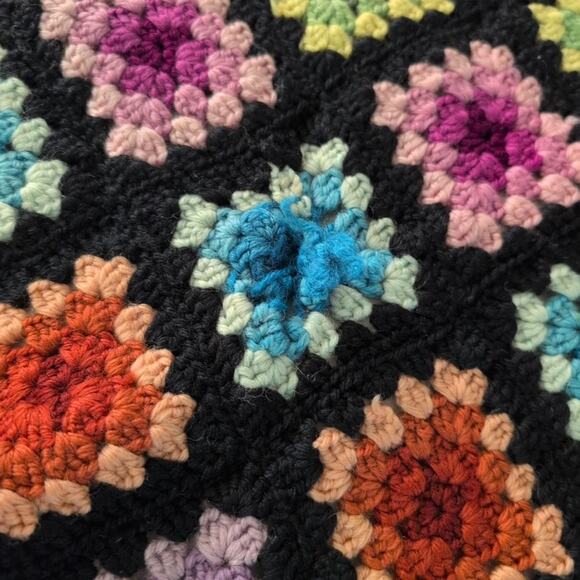 Handmade Granny Square Crochet Afghan Throw Roseanne Boho Cottagecore Retro - Picture 5 of 16
